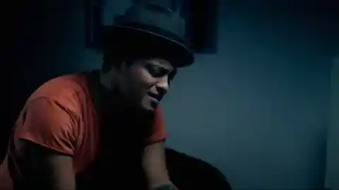 Grenade – Bruno Mars (2010)