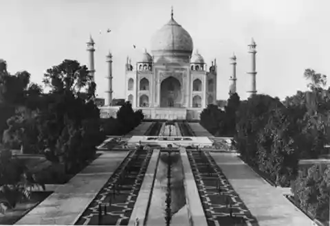 The Taj Mahal was a gesture from emperor Shah Jahan