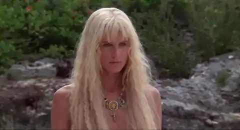 Daryl Hannah turned down the role of Lori to make Splash