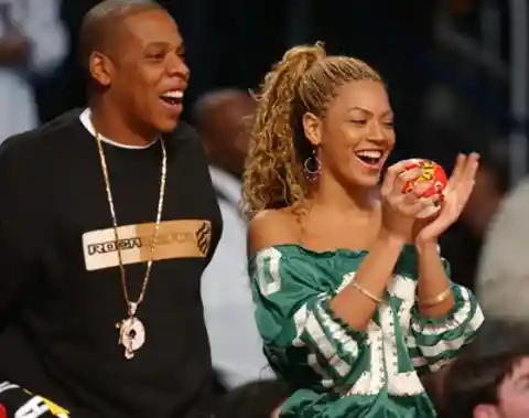Beyoncé bought Jay-Z a $40 million private jet