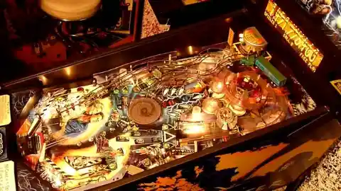 Sega released an official Twister pinball machine