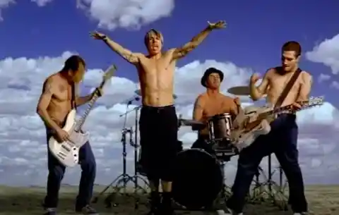 Under The Bridge – Red Hot Chili Peppers